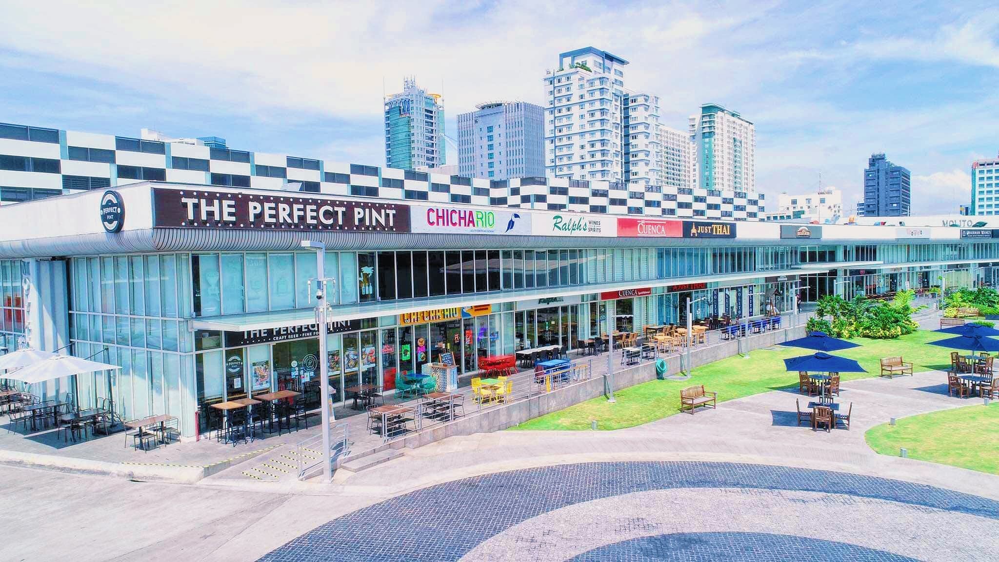 Molito Lifestyle Center as one of the events places in Alabang.