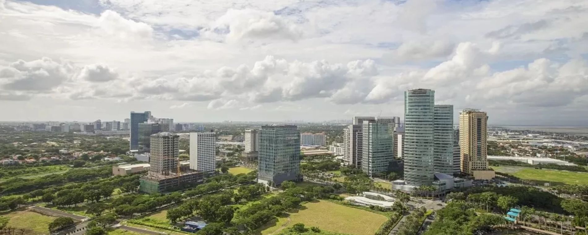 At the Center of It All: How 1001 Parkway Connects You to Alabang’s Key Event Destinations
